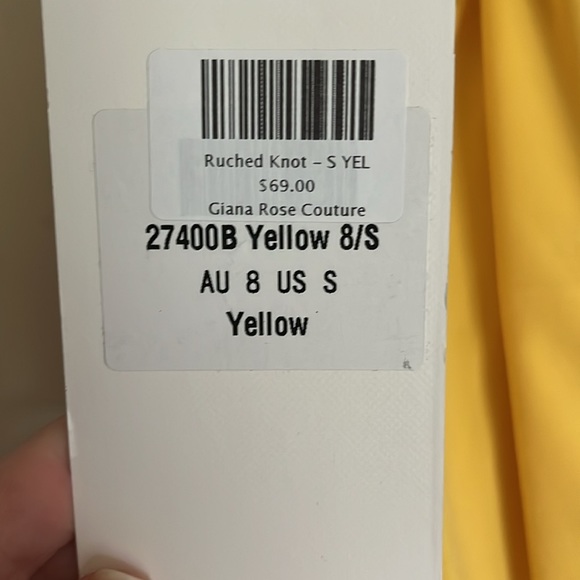 NWT form fitting side zip, rouched yellow dress. Purchased from a boutique. - Picture 3 of 4